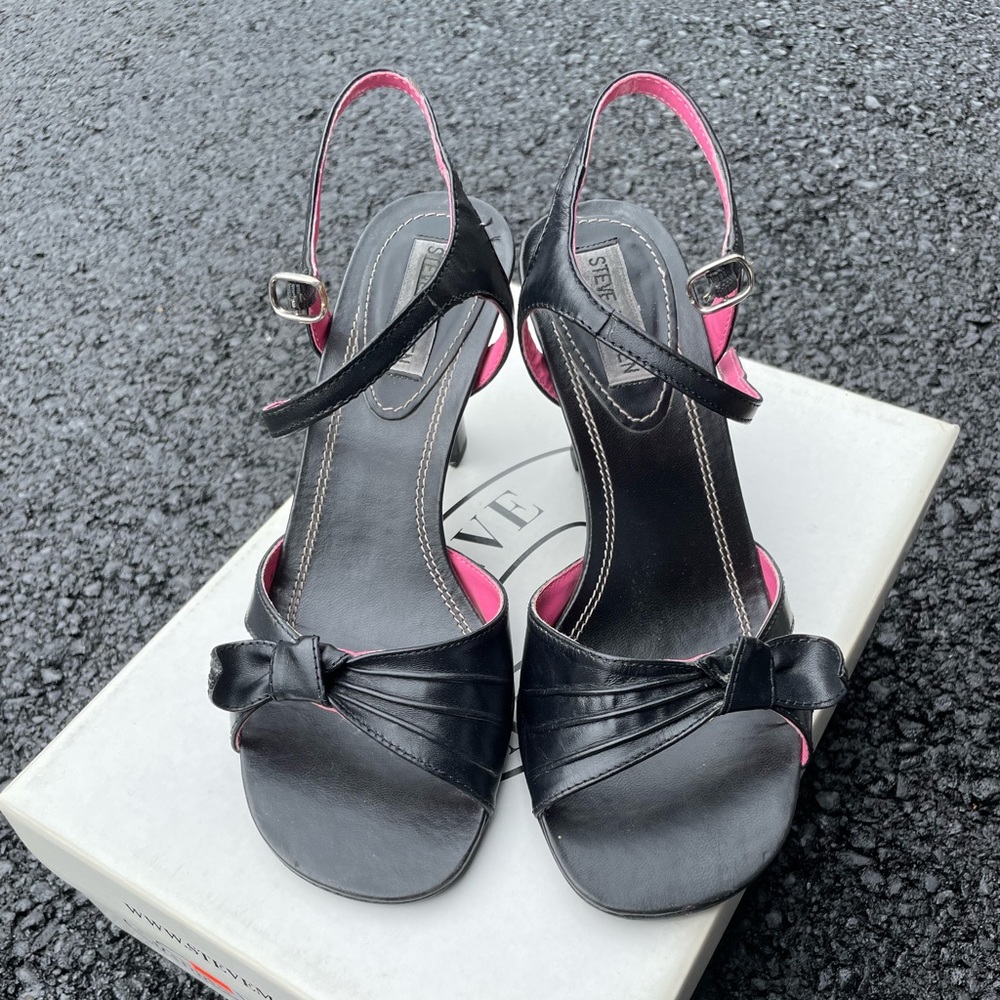 Steve Madden - Black Leather Heels - Size 6.5M